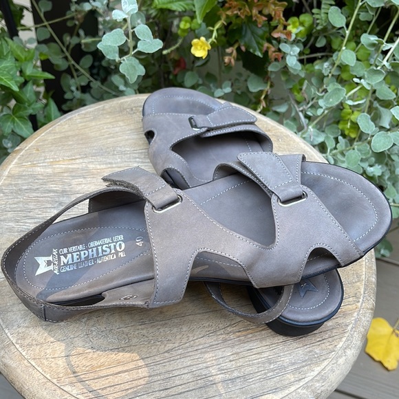 Mephisto Sandals - Picture 10 of 11